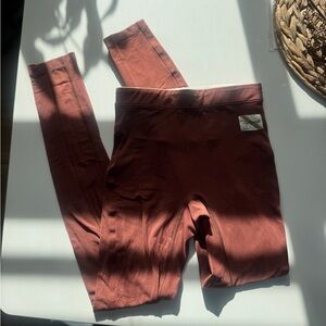 Tracksmith Turnover Tights 🐇